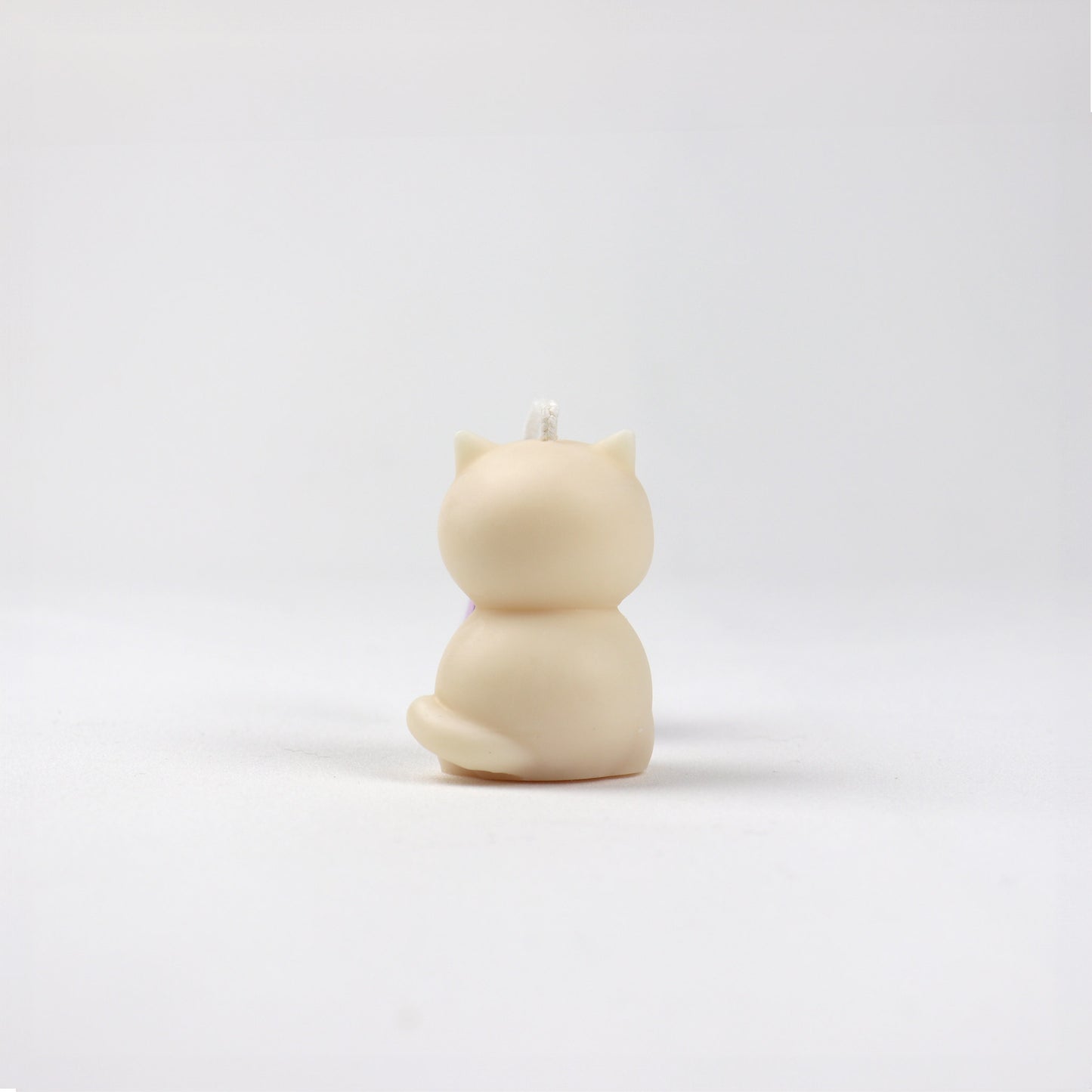 Kitty Objet Candle - White